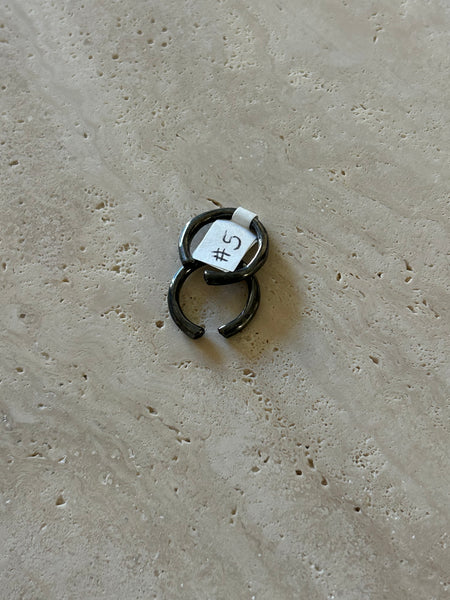 Black doble stone ring