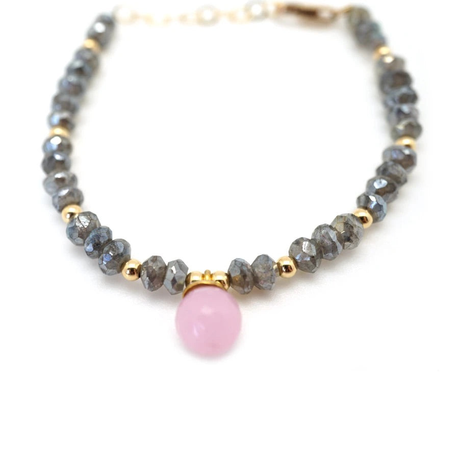 Labradorite gem bracelet with pink cuartz charm