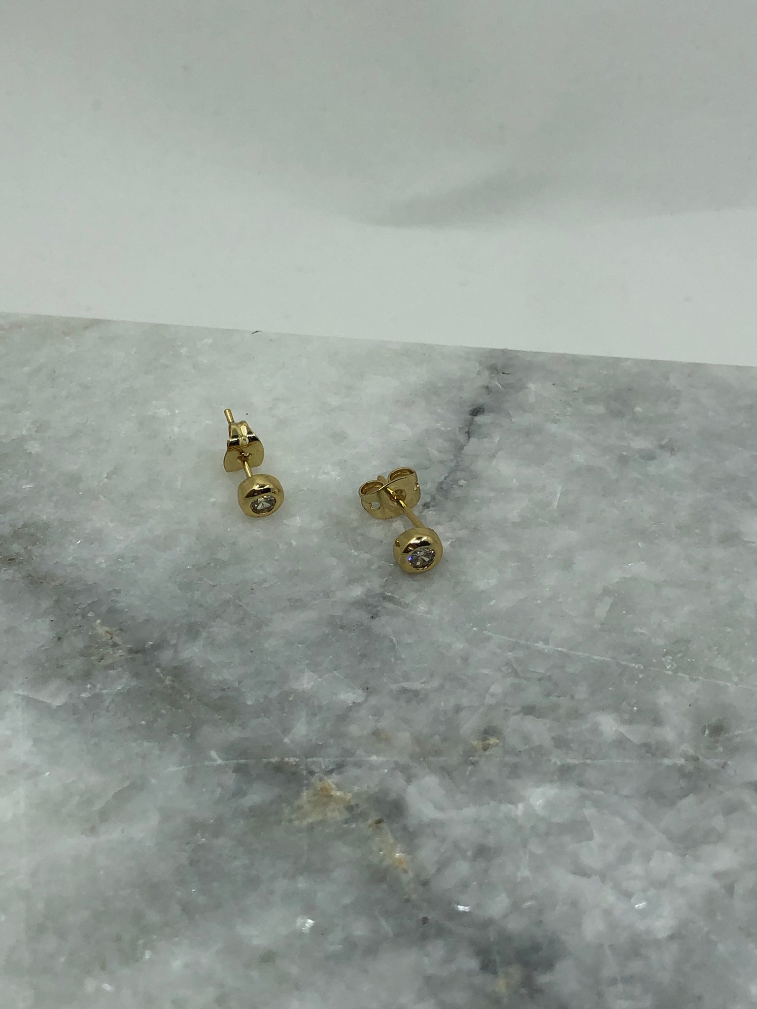 diamond stud earrings