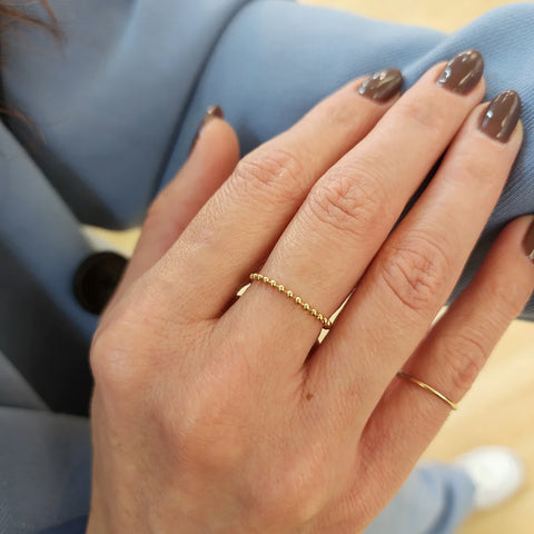 Dainty bubble ring goldfill